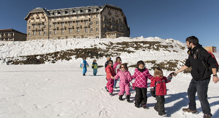 Circuit Occitanie Ski en famille dans les Pyrénées